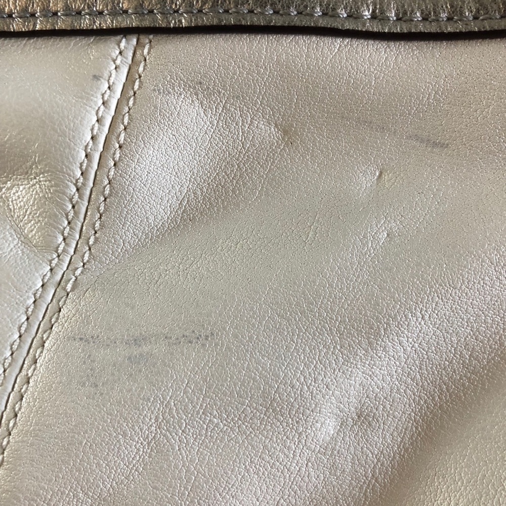 Coach purse - Picture 4 of 4